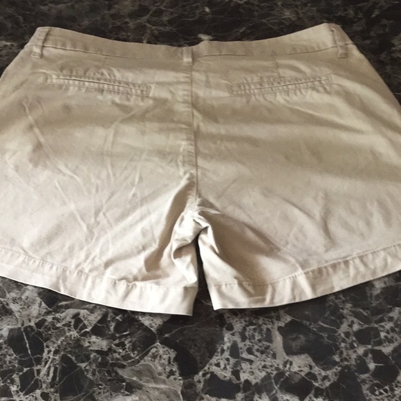 2 pairs of Old navy shorts - Picture 7 of 7